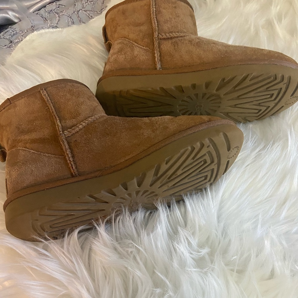 UGG Cozy Tan Suede Ankle Boots - Picture 6 of 7